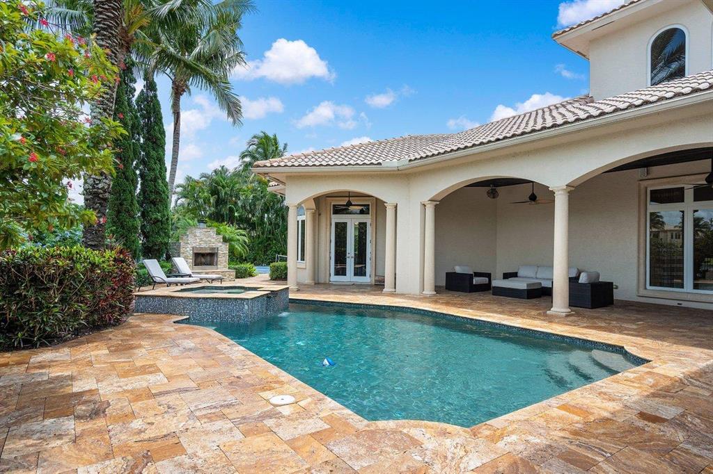 THE OAKS AT BOCA RATON - Residential