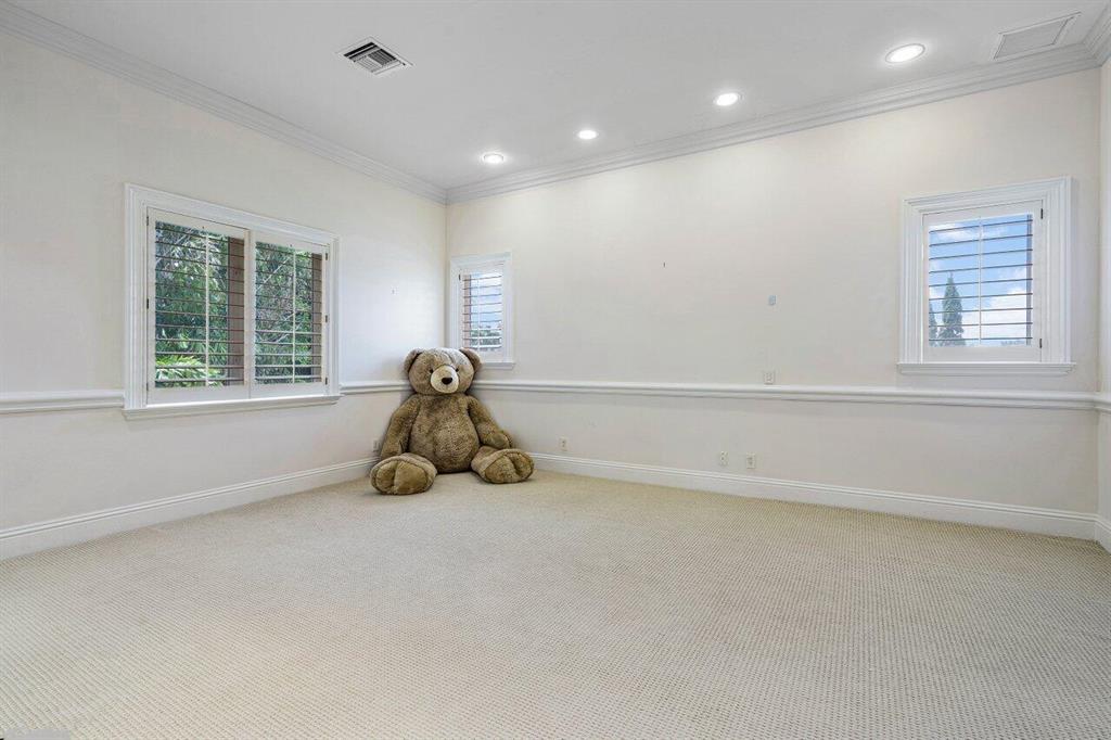 THE OAKS AT BOCA RATON - Residential