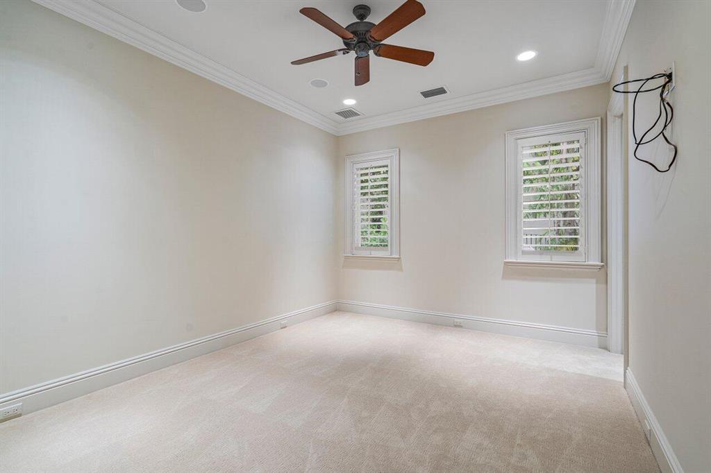 THE OAKS AT BOCA RATON - Residential