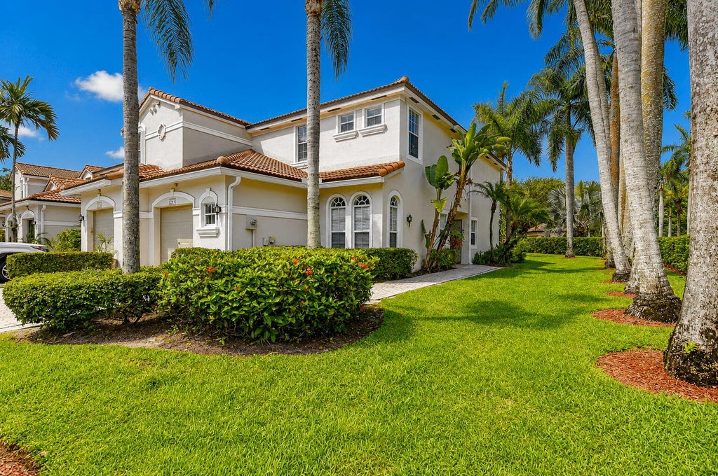 Photo of 21270 VÃ­a Eden, Boca Raton, FL 33433 (MLS # B26039147)