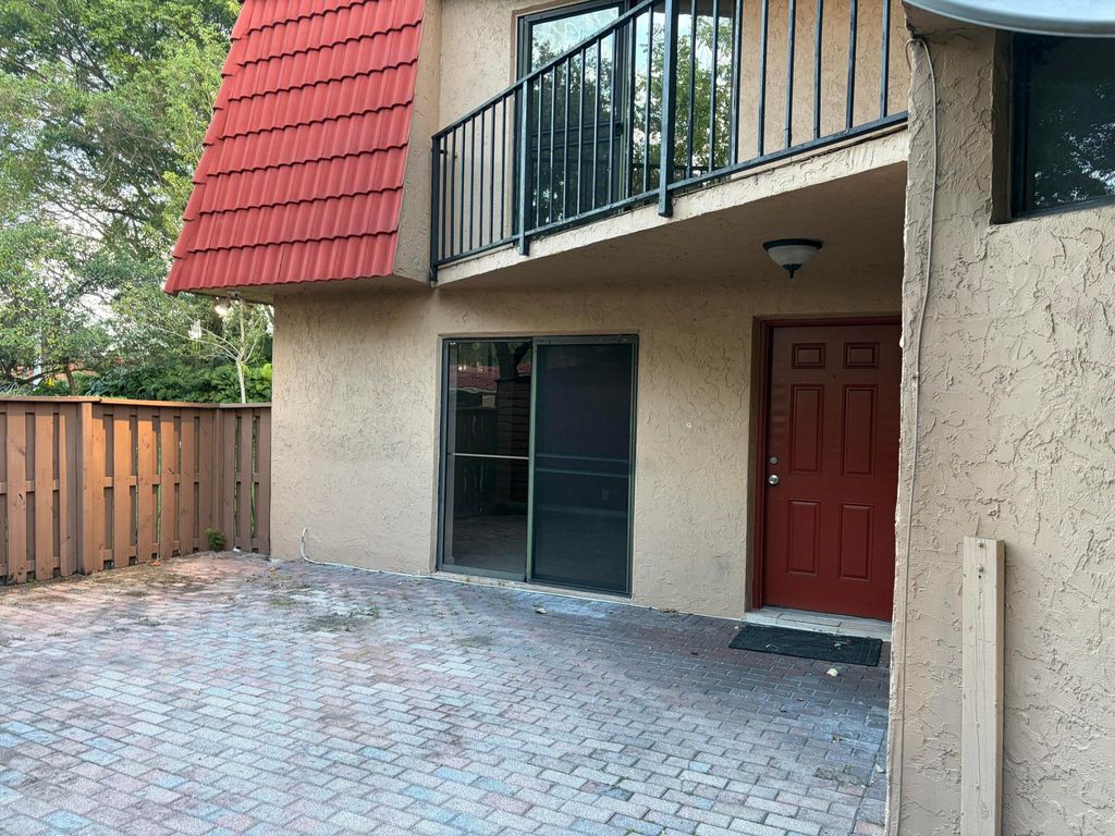 Photo of 8165 Severn Drive #D, Boca Raton, FL 33433 (MLS # R11149081)