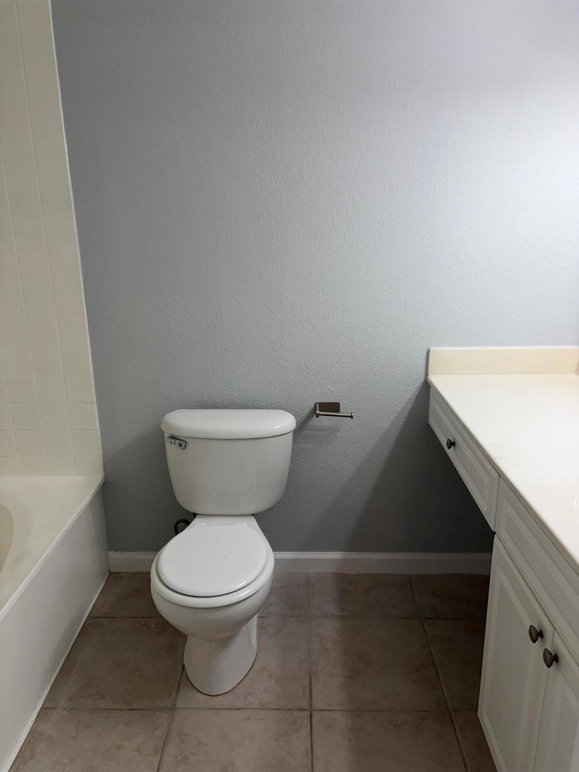 BOCA RIO NORTH REPL - Residential Lease