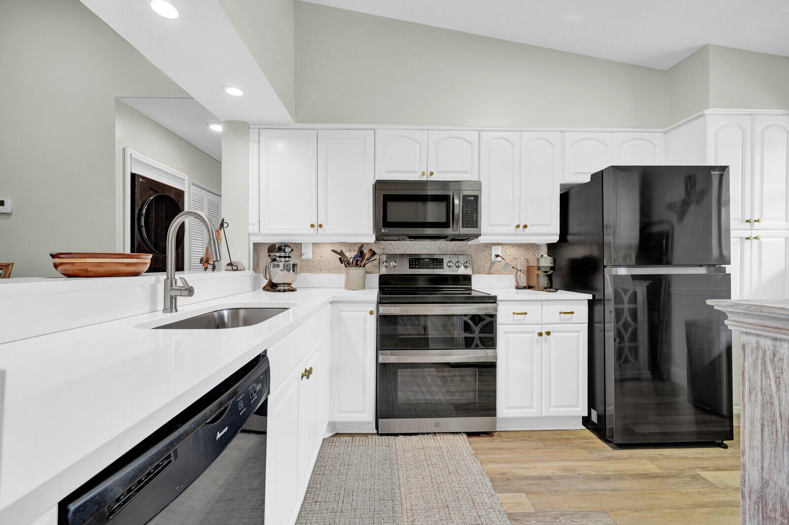 PARK AT WINDWOOD CONDO - Residential