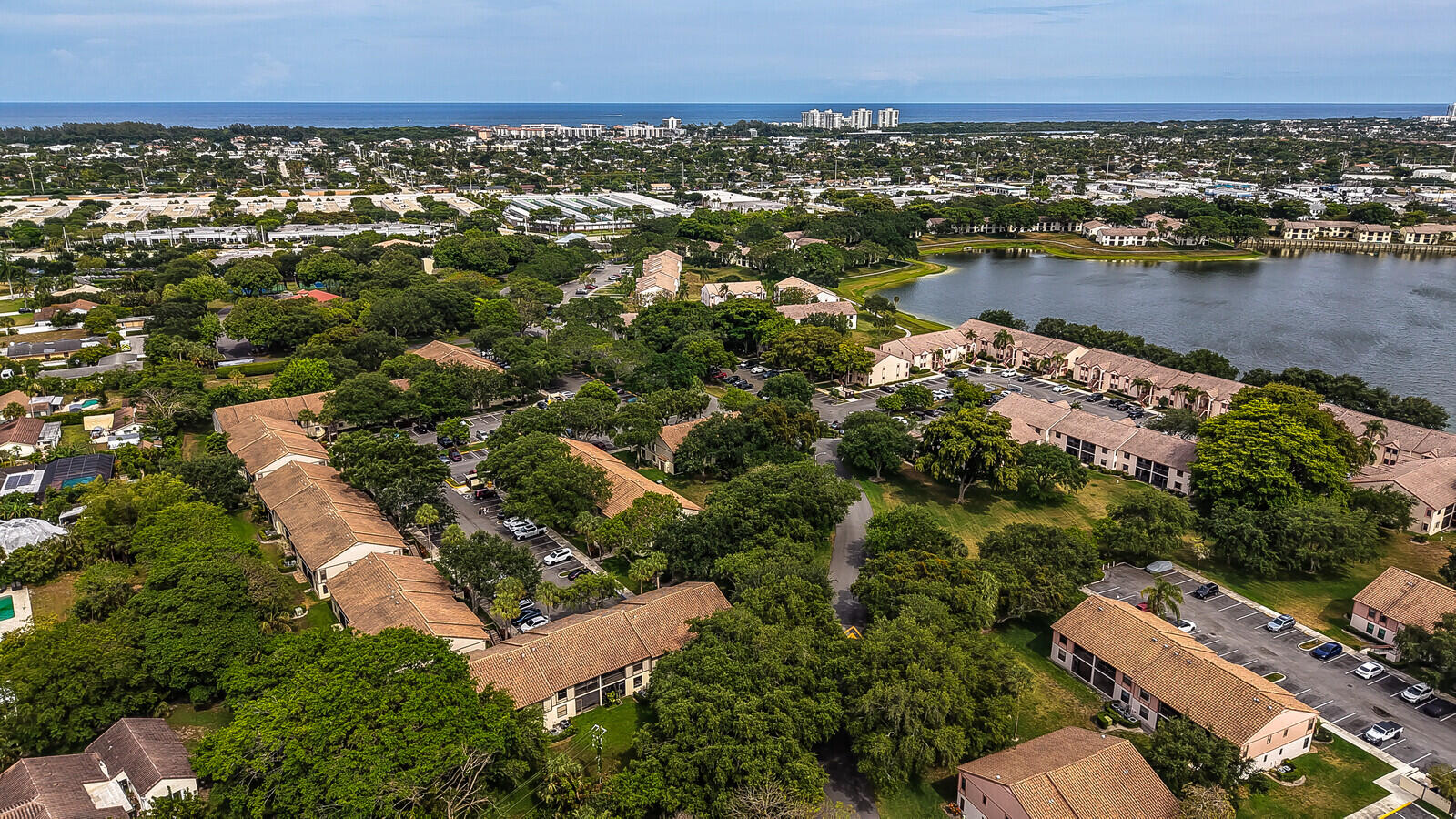 PARK AT WINDWOOD CONDO - Residential