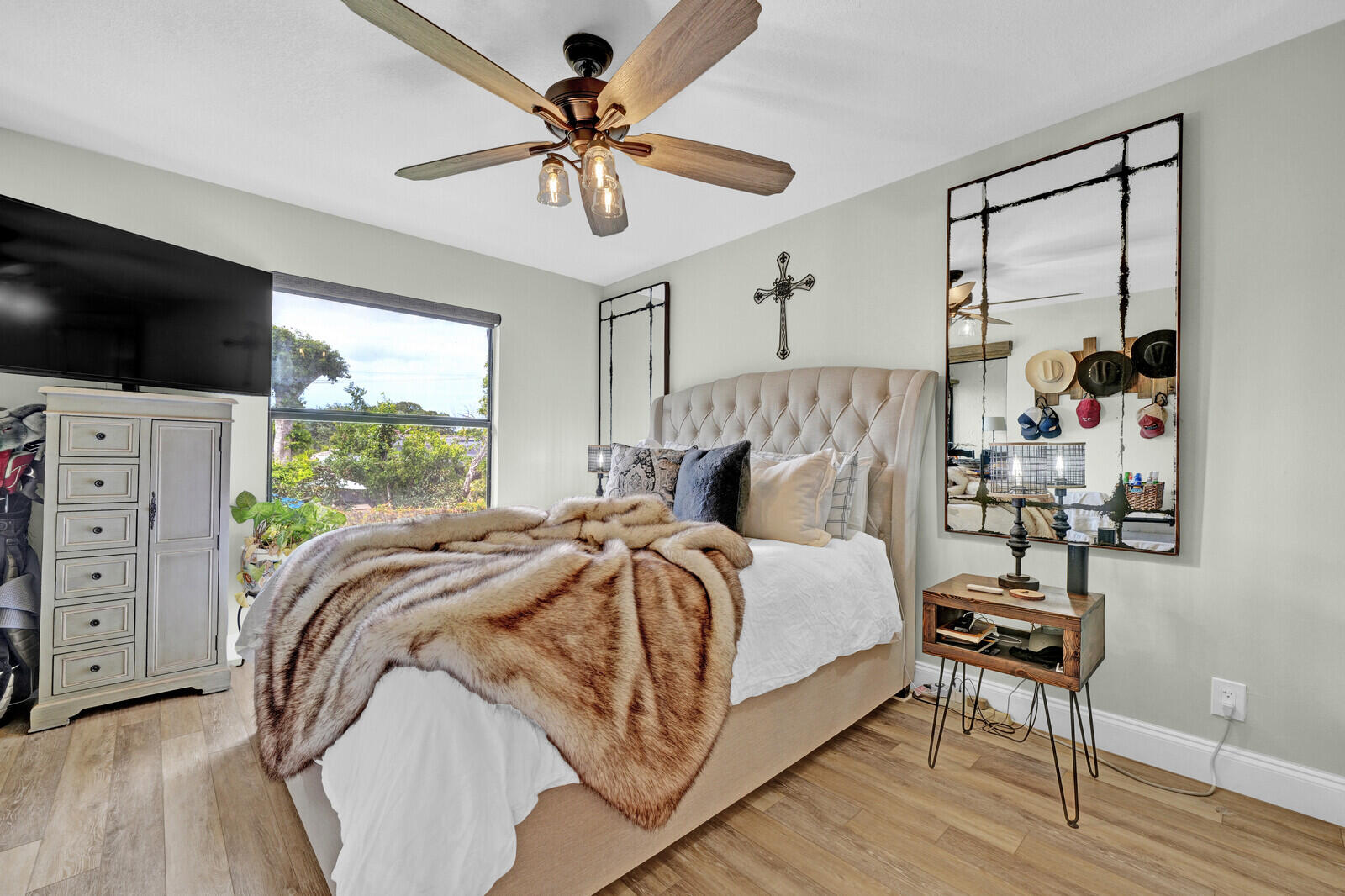 PARK AT WINDWOOD CONDO - Residential