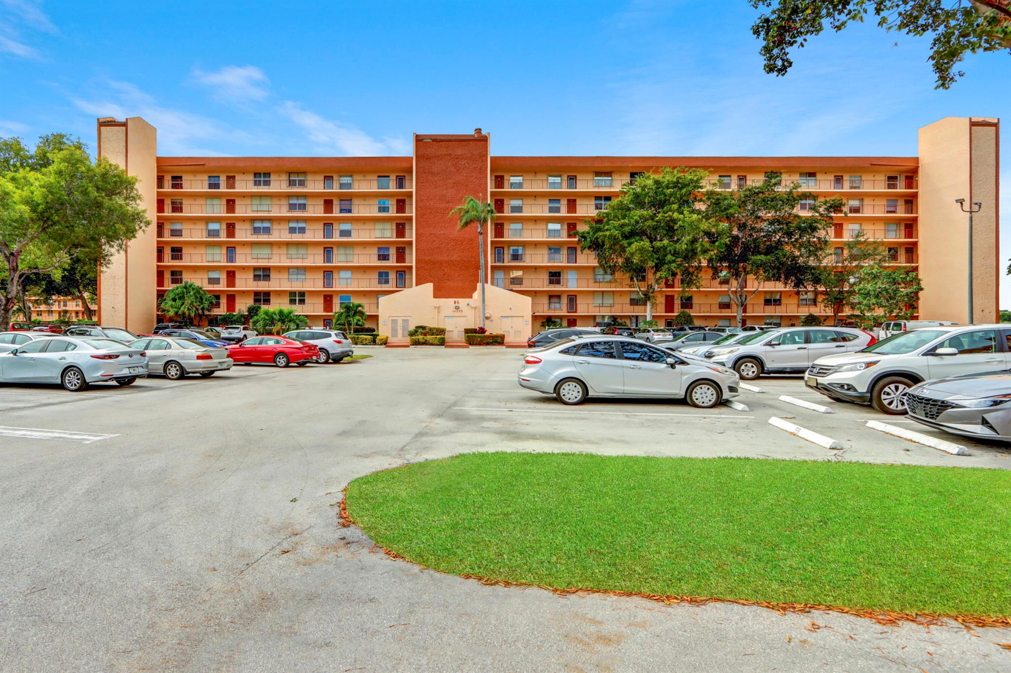 14575 Bonaire Boulevard 601