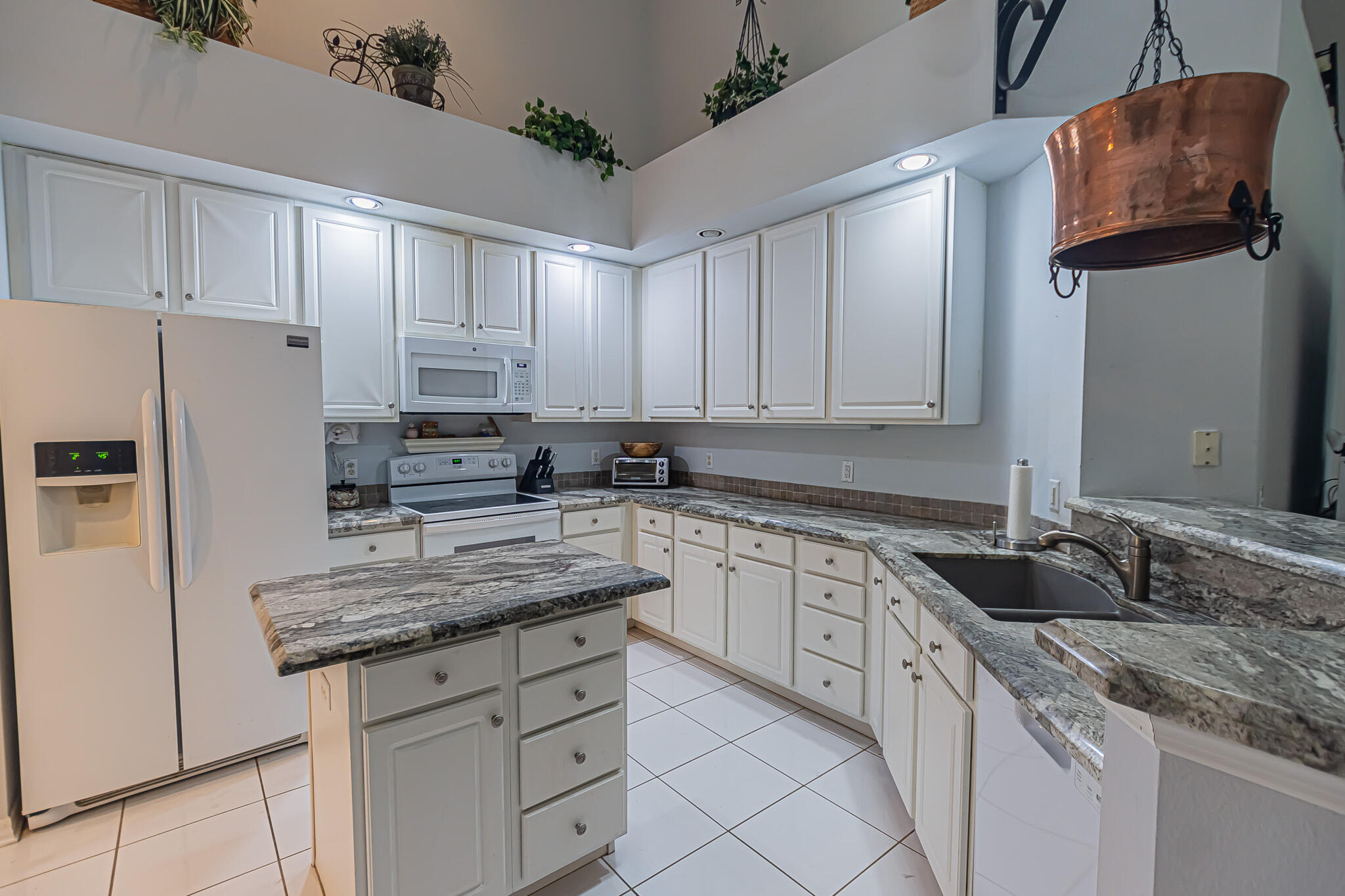 HARBOUR ISLES AT LAKE CHARLES - Residential