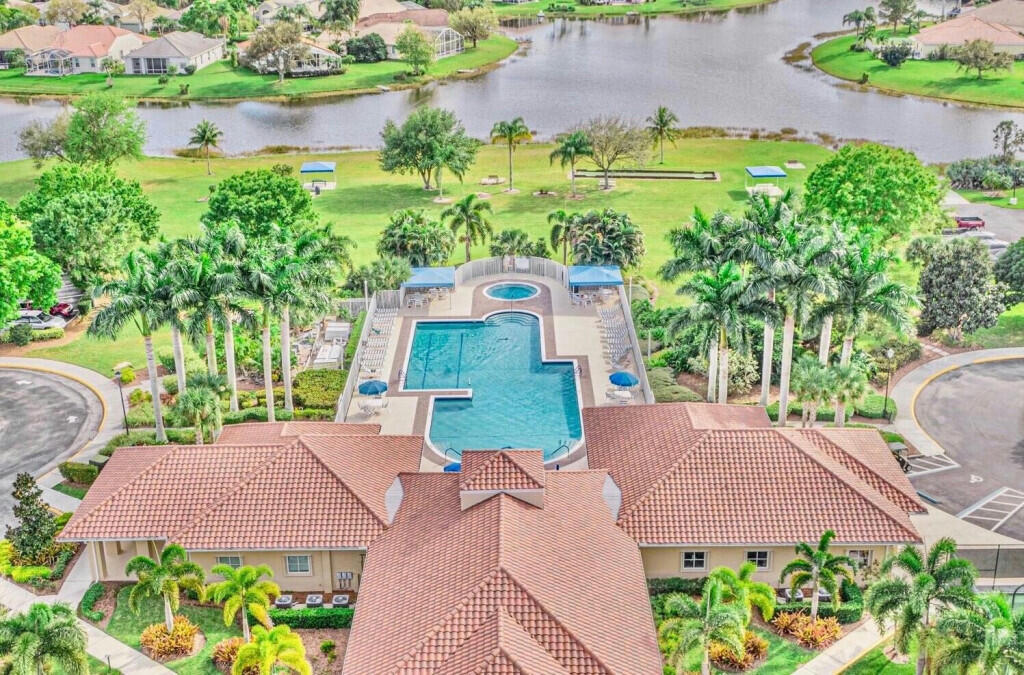 HARBOUR ISLES AT LAKE CHARLES - Residential