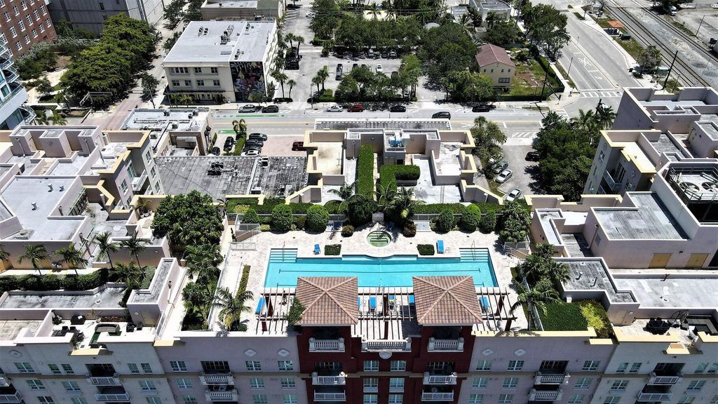 Photo of 410 Evernia Street #720, West Palm Beach, FL 33401 (MLS # B26028896)