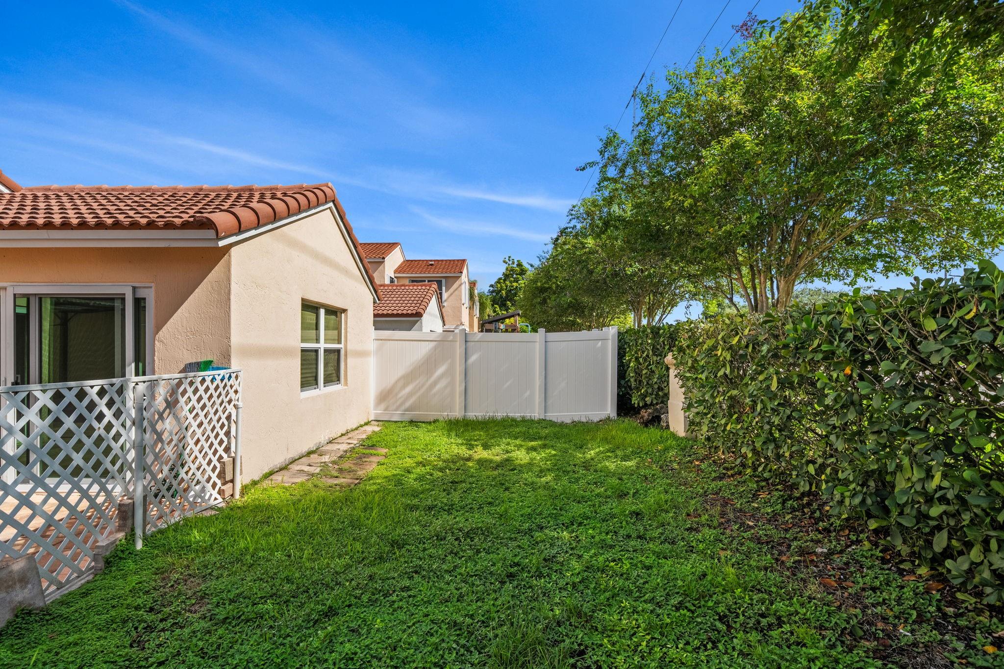 Silver Lakes At Pembroke - Residential