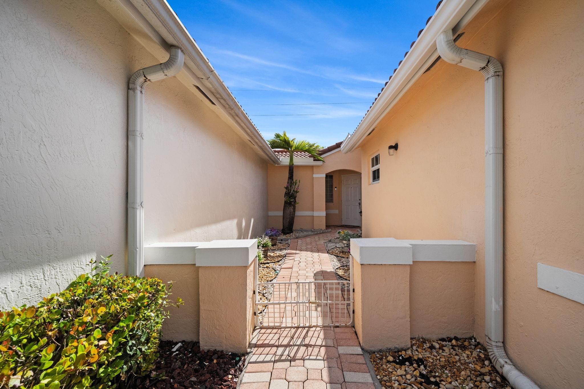 Silver Lakes At Pembroke - Residential