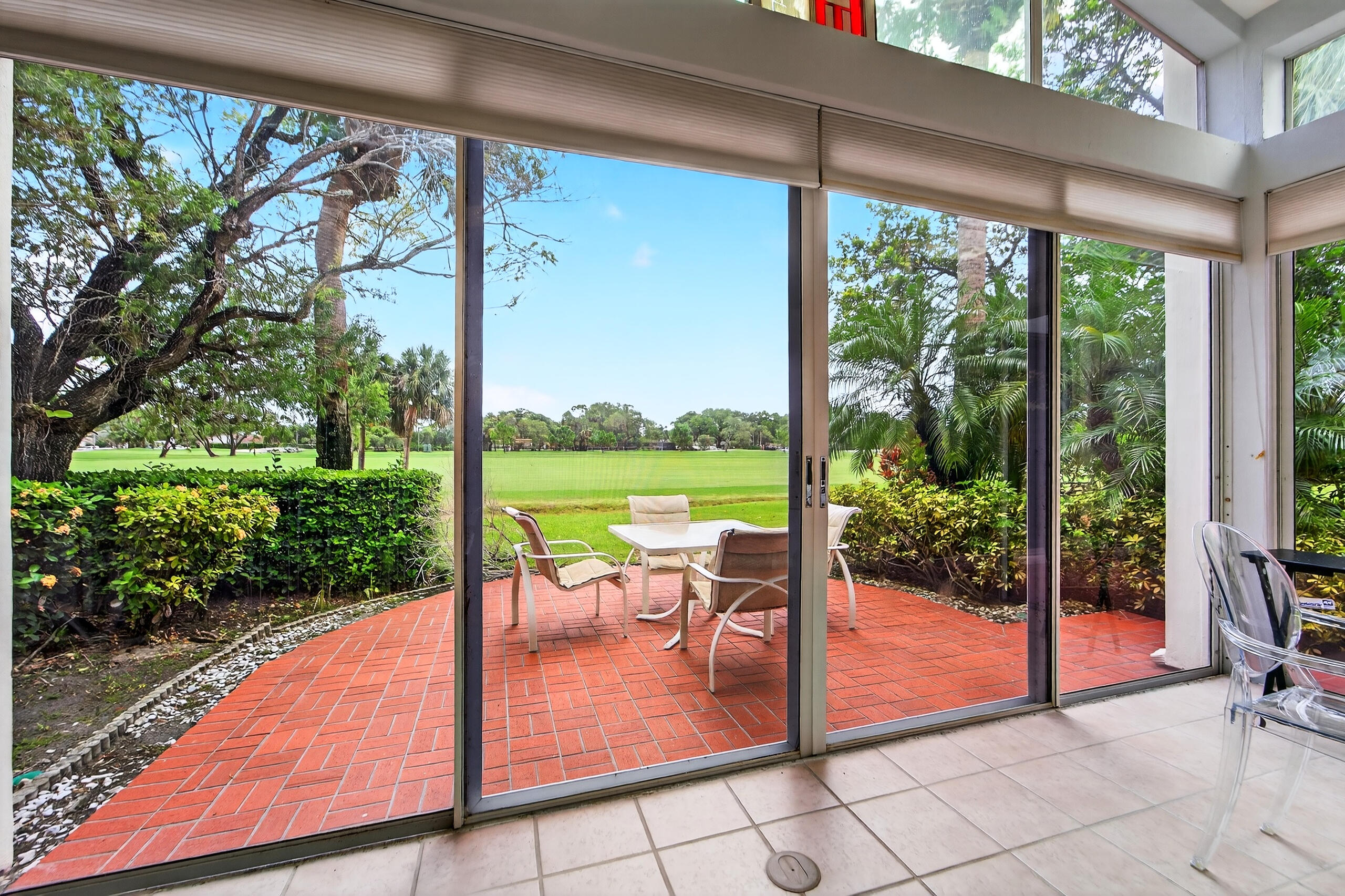 EASTPOINTE Country Club - Residential