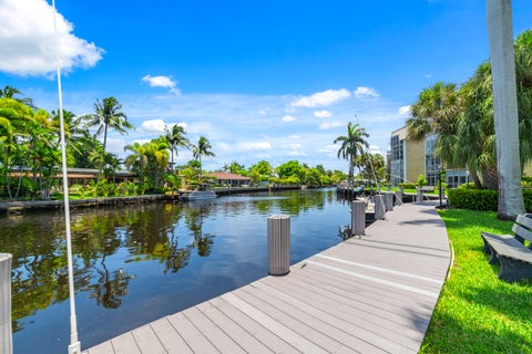 Tiny photo for 2990 NE 16TH Avenue #304, Oakland Park, FL 33334 (MLS # B26076846)