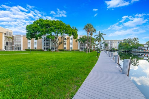 Tiny photo for 2990 NE 16TH Avenue #304, Oakland Park, FL 33334 (MLS # B26076846)