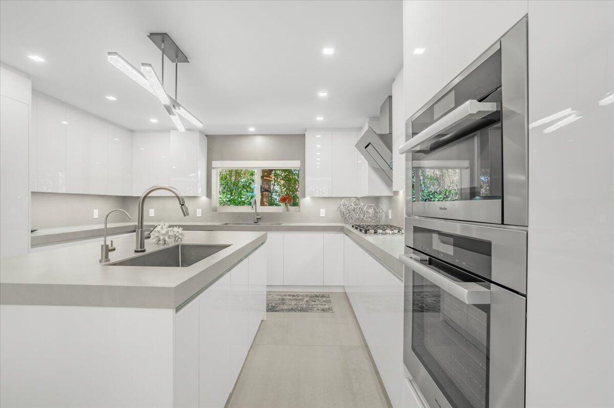 Hypoluxo Island - Residential