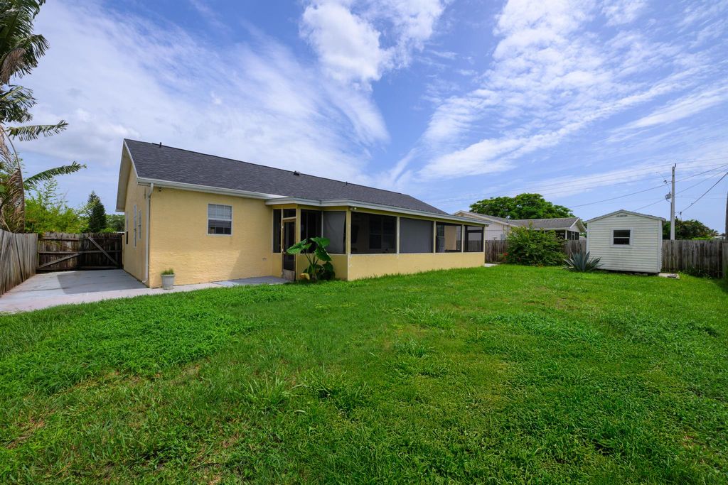 Photo of 1868 SE Monroe Street, Stuart, FL 34997 (MLS # R11104493)