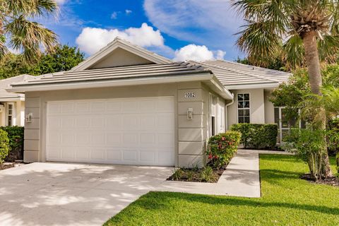 1082 Bedford Avenue Palm Beach Gardens FL 33403