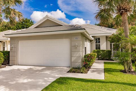 1082 Bedford Avenue West Palm Beach FL 33403