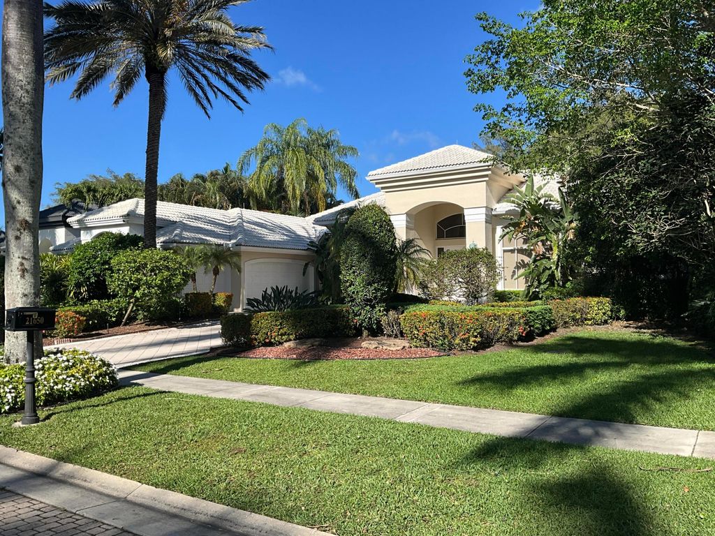 Photo of 21650 Frontenac Court, Boca Raton, FL 33433 (MLS # B26017738)