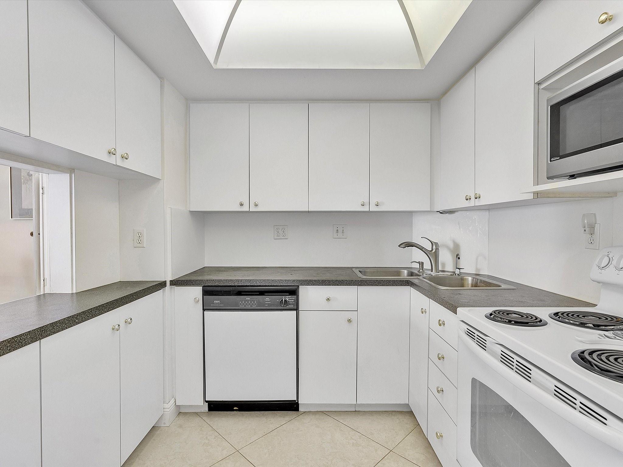 Ocean Summit - Residential