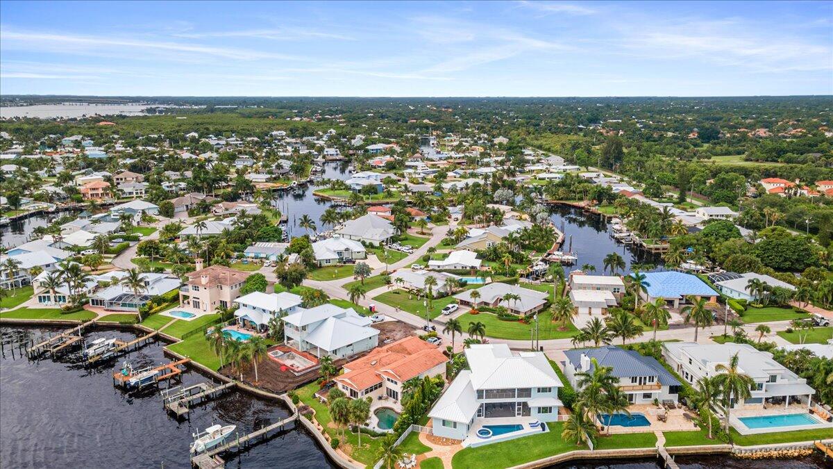 SEAGATE HARBOR - Residential