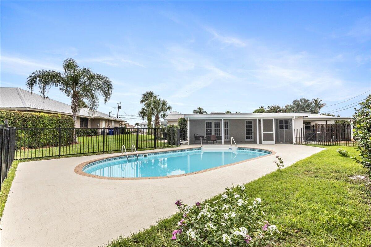 SEAGATE HARBOR - Residential