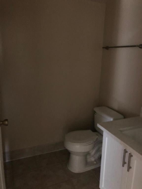 GRAND ISLES CONDO - Residential