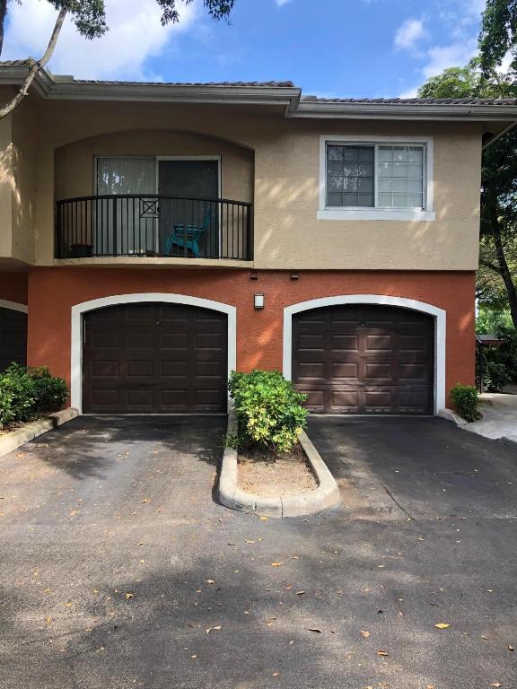 GRAND ISLES CONDO - Residential