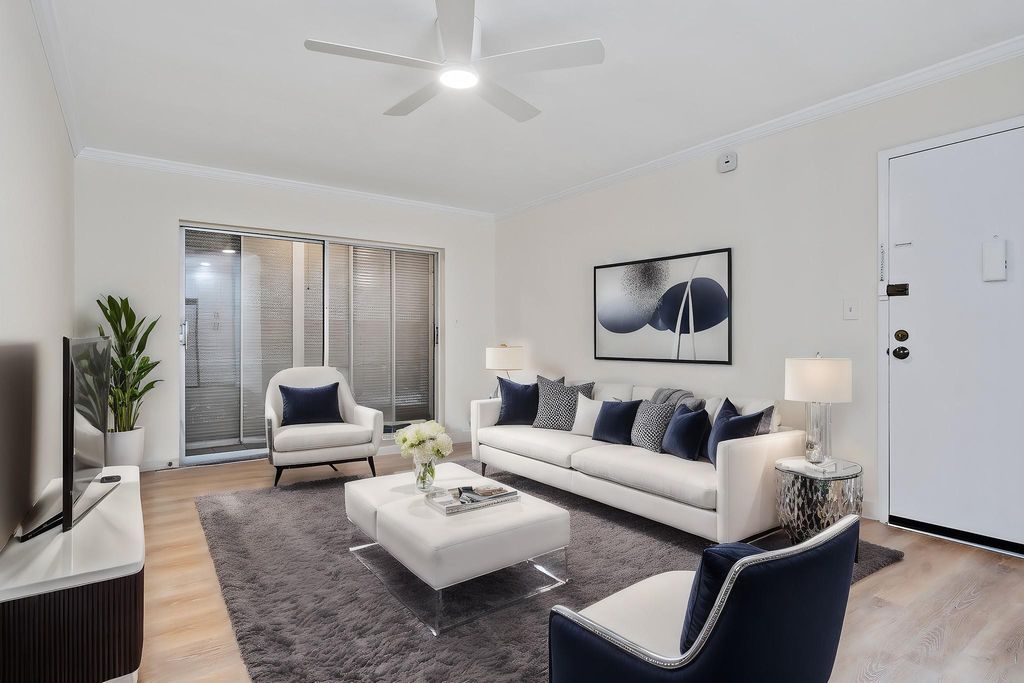 Photo of 9 Jacaranda Drive #111, Fort Lauderdale, FL 33324 (MLS # F10450616)