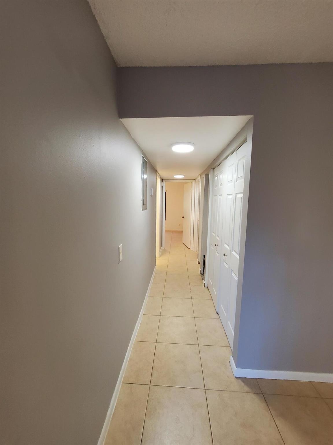 ENVIRONMENT I CONDO - Residential Lease