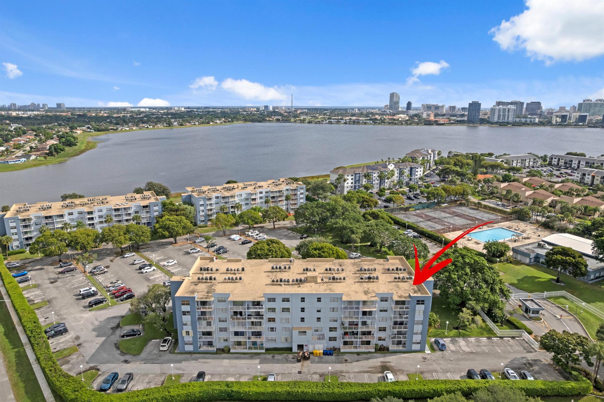 BREAKWATERS OF THE PALM B - Residential Lease