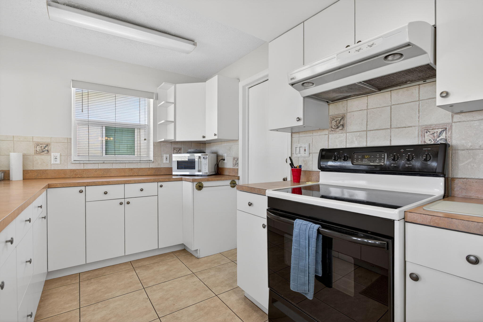LEISUREVILLE THIRD SEC - Residential