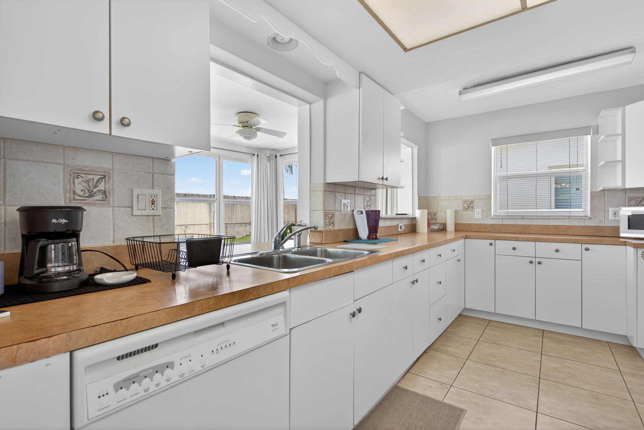 LEISUREVILLE THIRD SEC - Residential