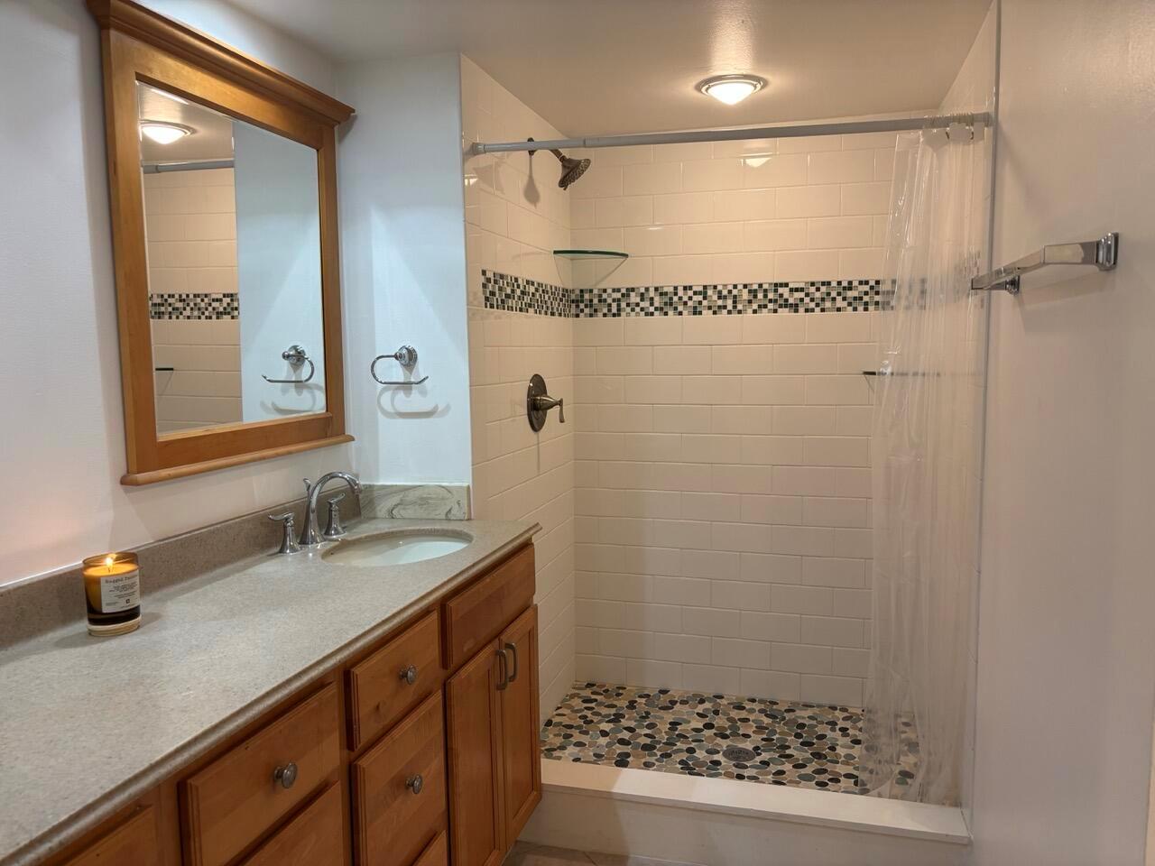 SHERWOOD LAKES - Residential Lease