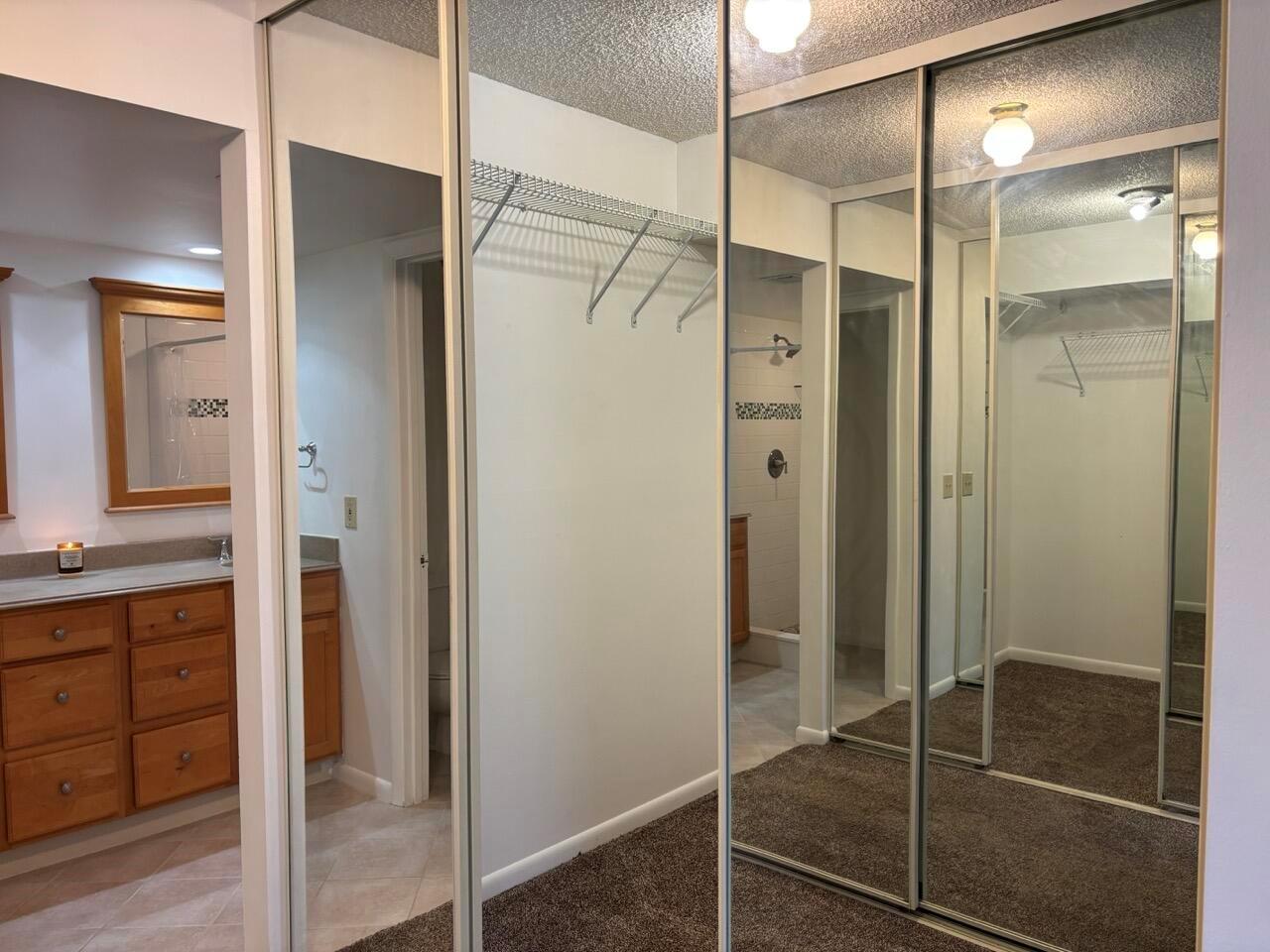 SHERWOOD LAKES - Residential Lease