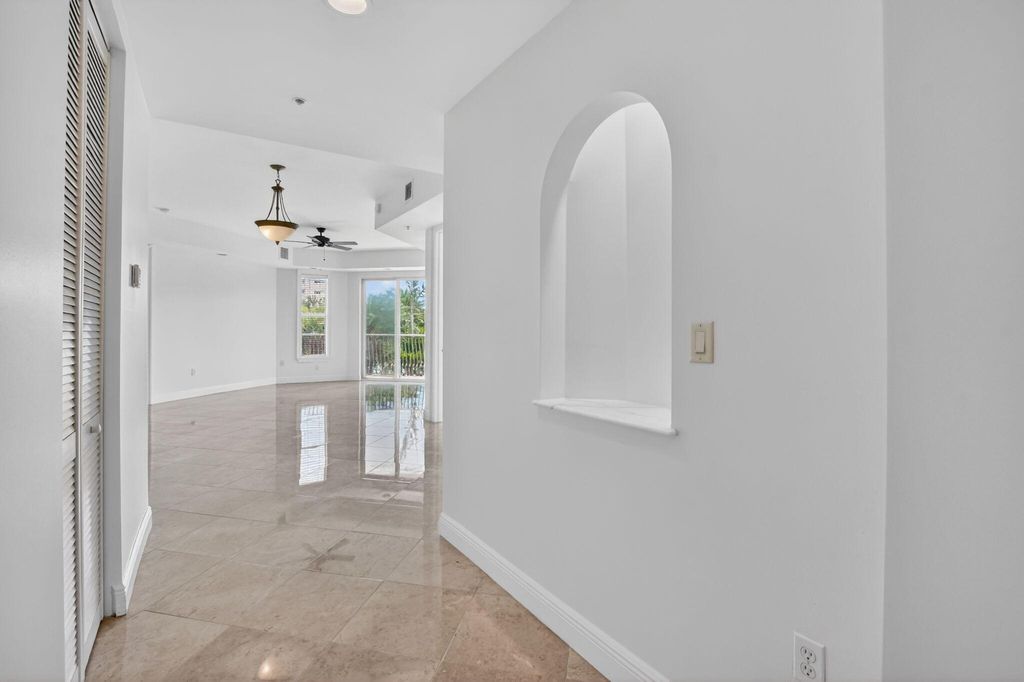 Photo of 616 SE 20th Avenue #302, Deerfield Beach, FL 33441 (MLS # B26014056)