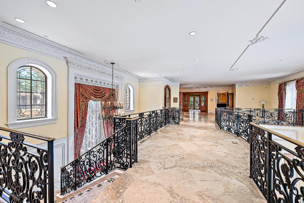 Admirals Cove - Residential