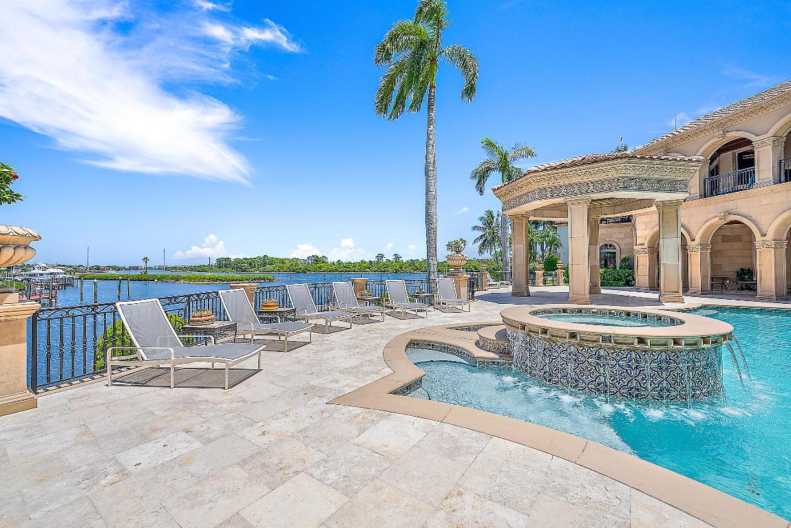 Admirals Cove - Residential