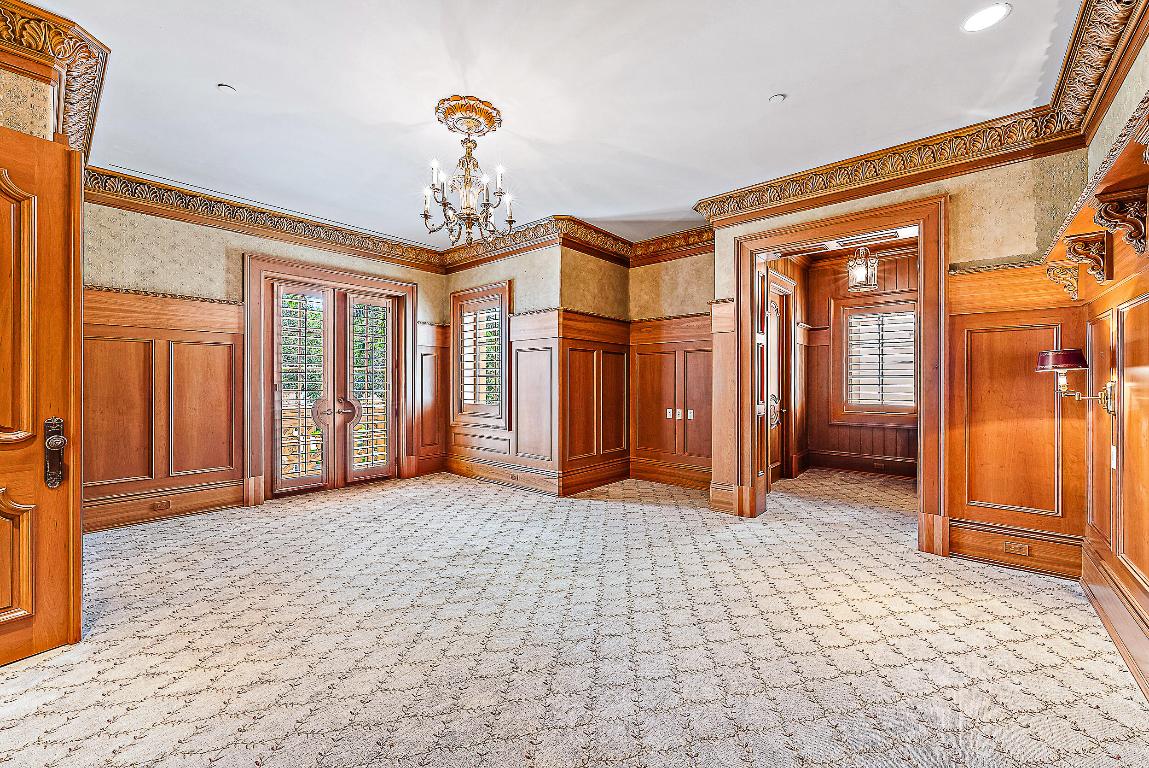 Admirals Cove - Residential