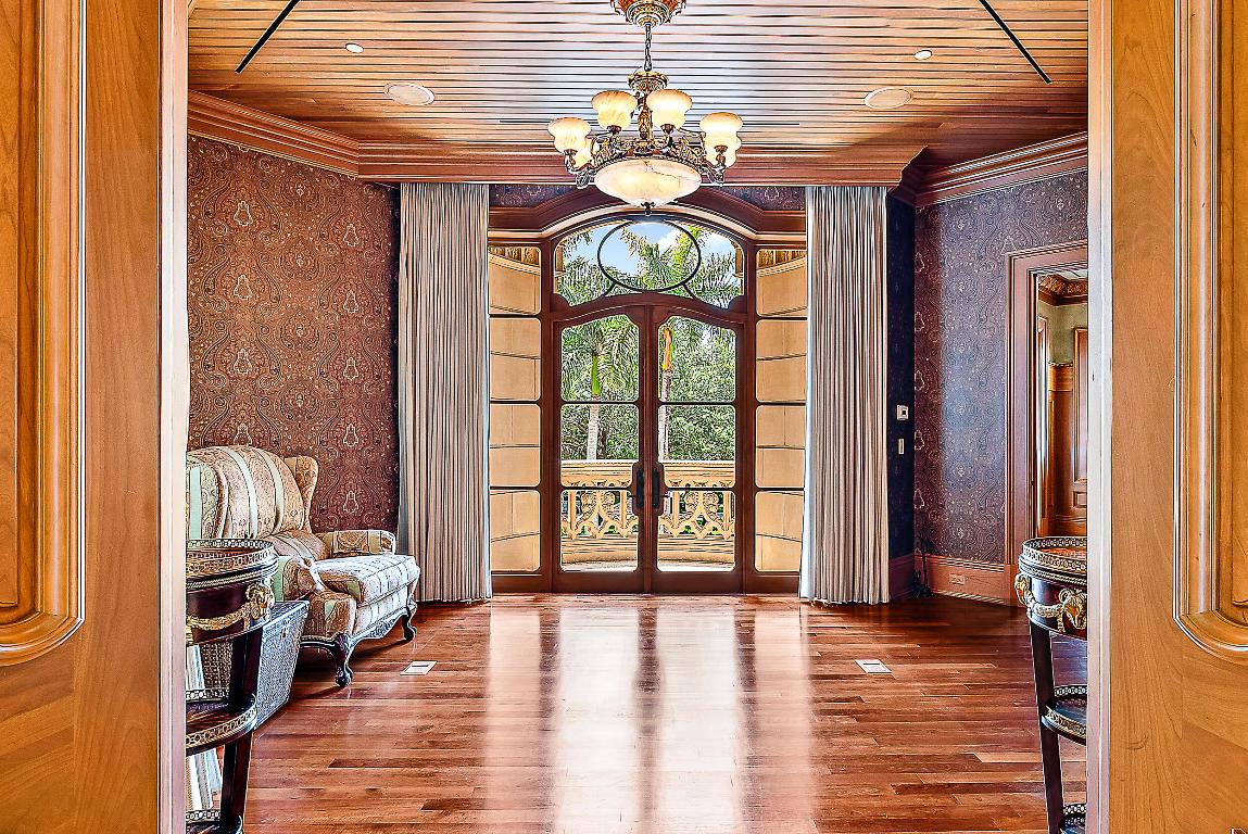 Admirals Cove - Residential