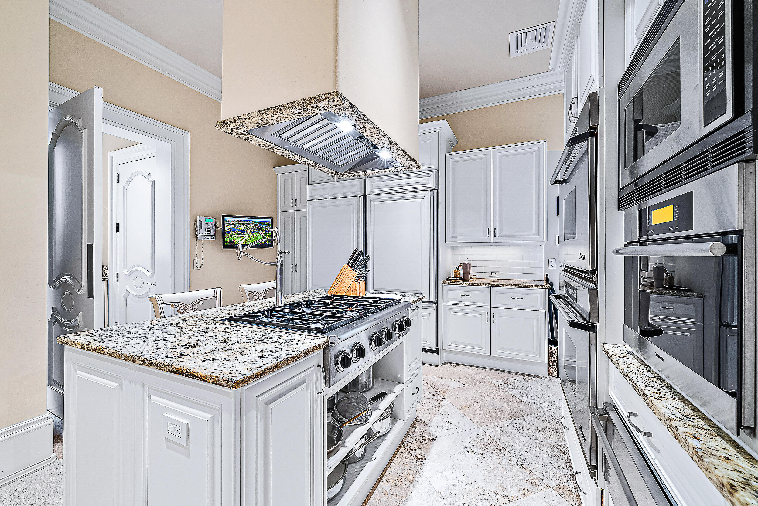 Admirals Cove - Residential