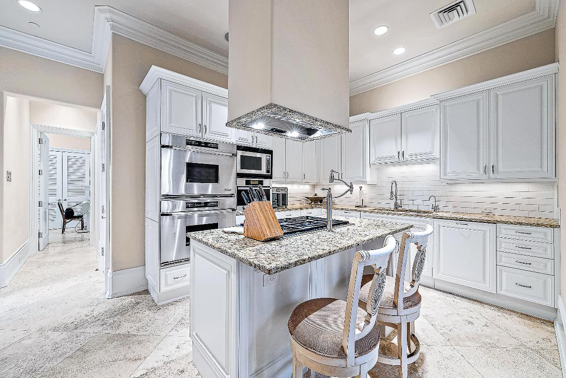 Admirals Cove - Residential