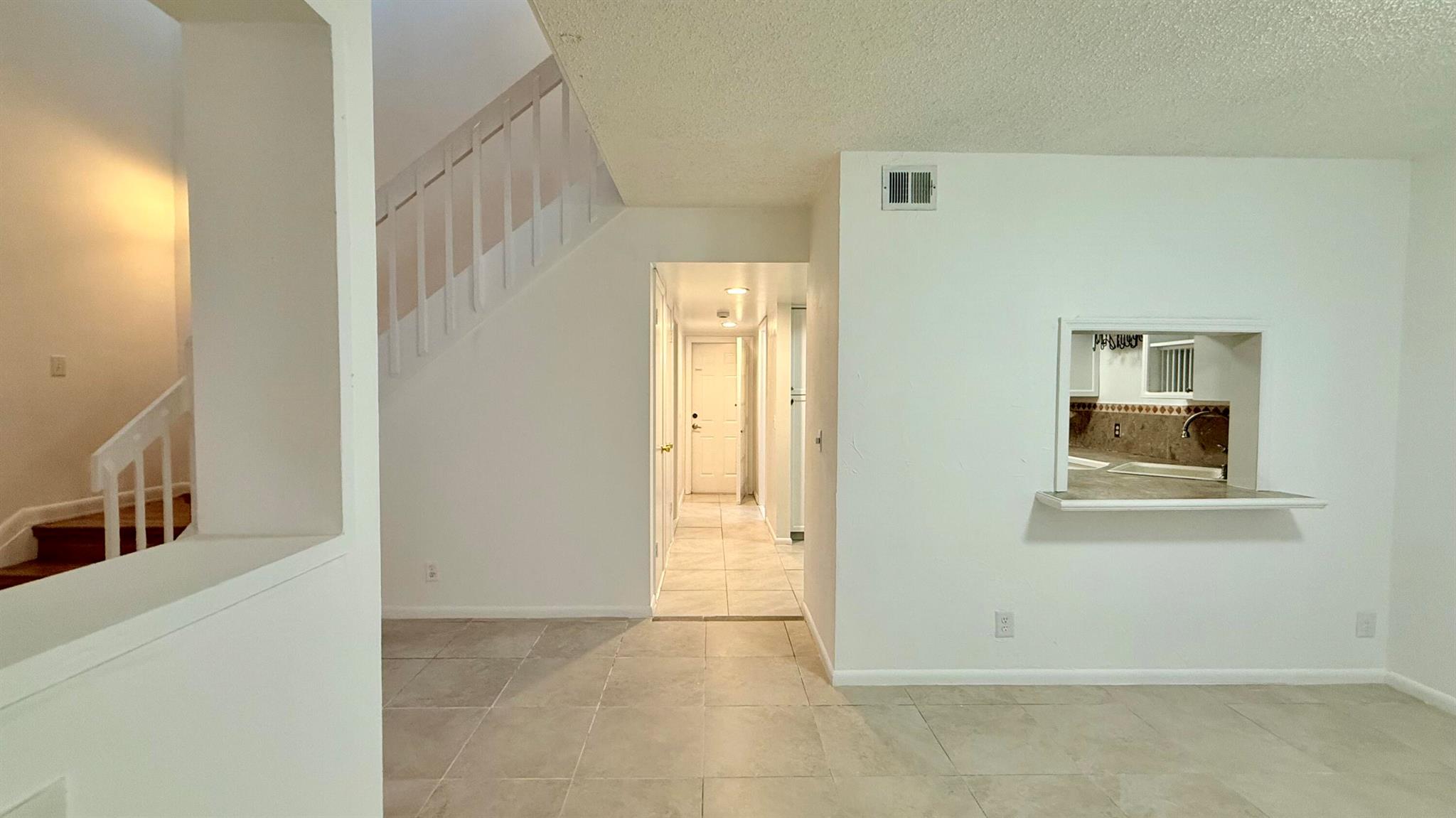 9243 Green Meadows Way