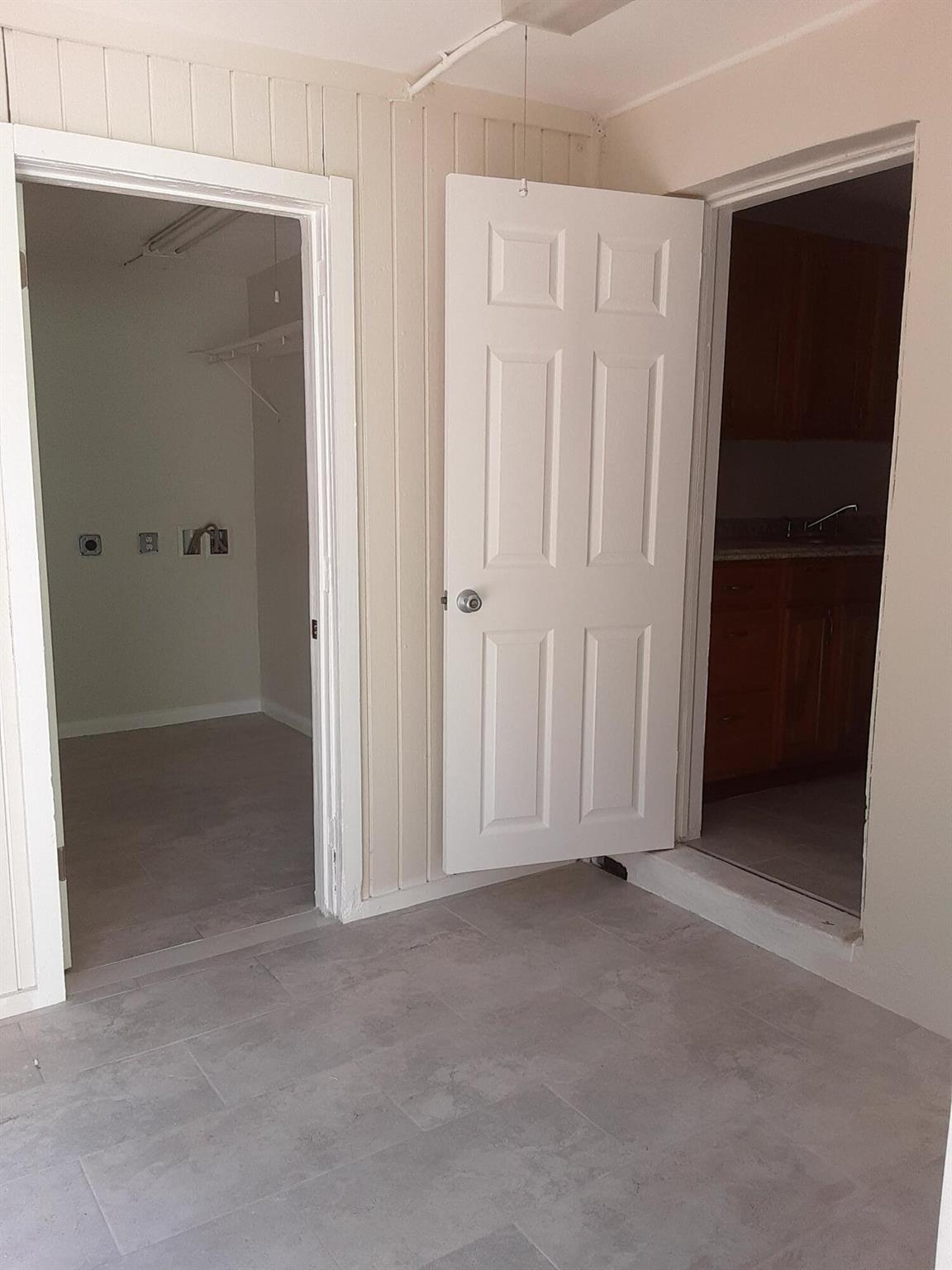 LAKE ECHO IN - Residential Lease