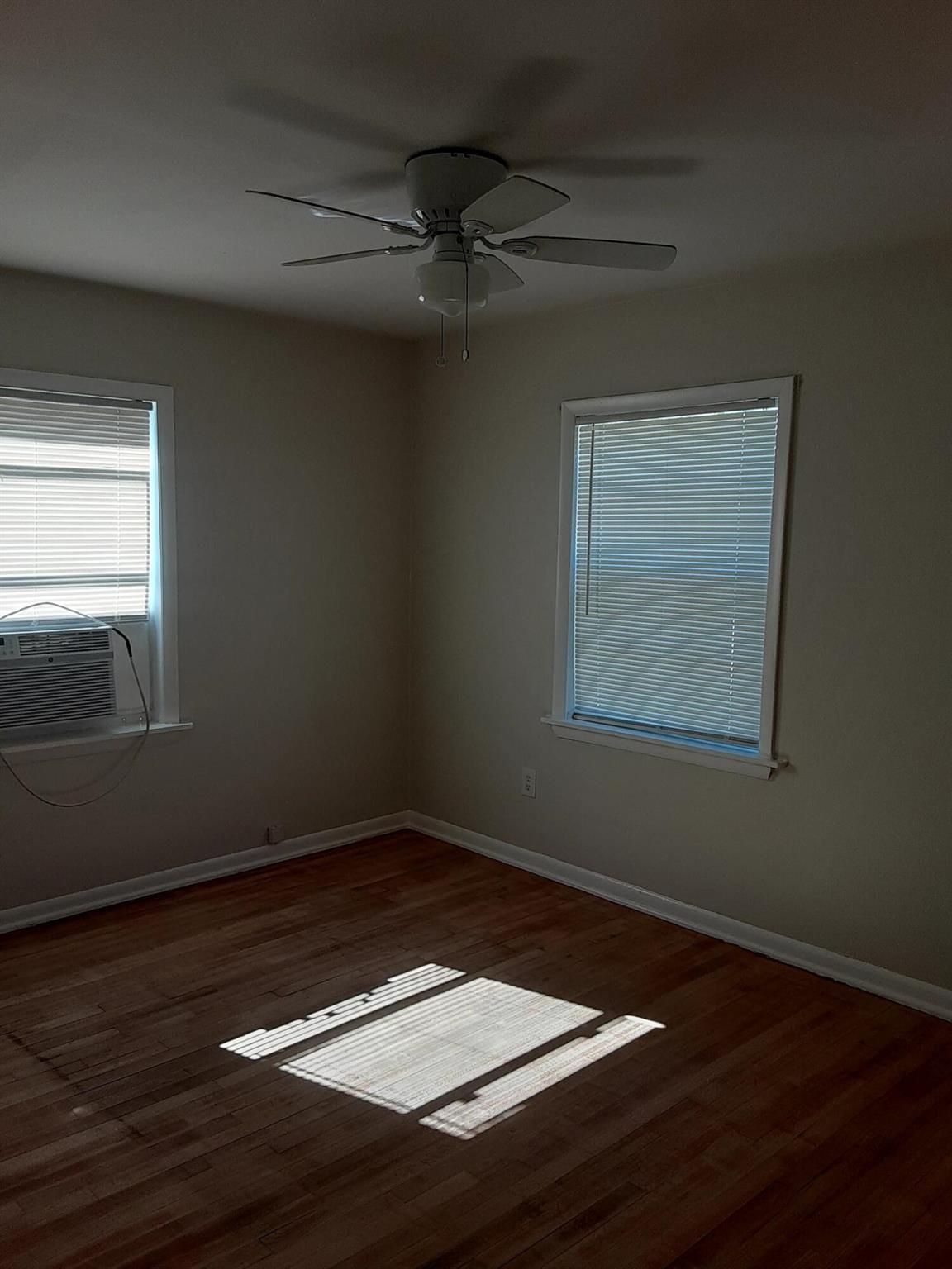 LAKE ECHO IN - Residential Lease
