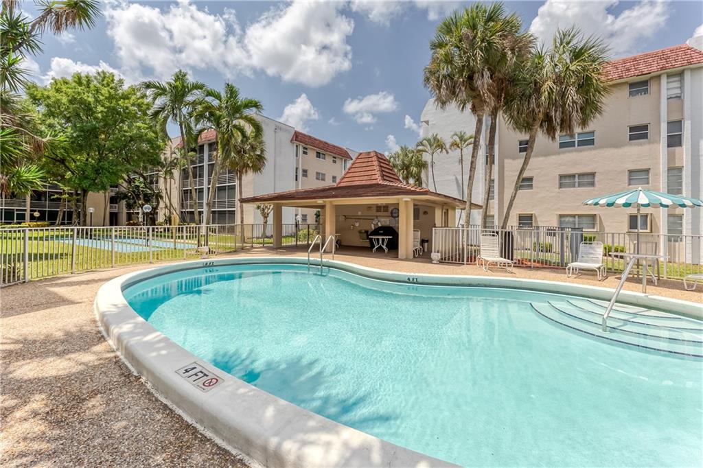 LAS VISTAS - Residential