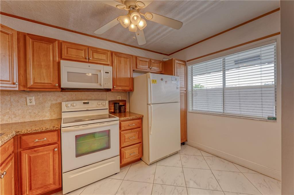 LAS VISTAS - Residential