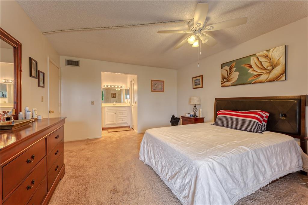 LAS VISTAS - Residential