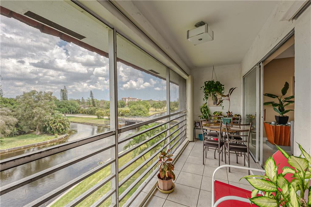 LAS VISTAS - Residential