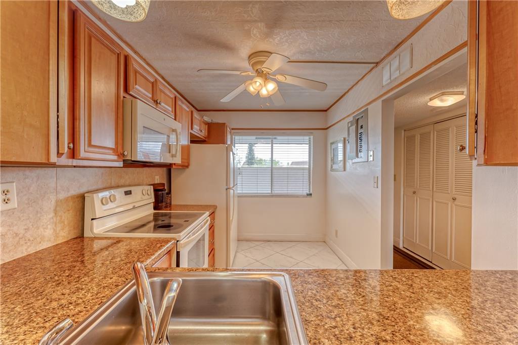 LAS VISTAS - Residential